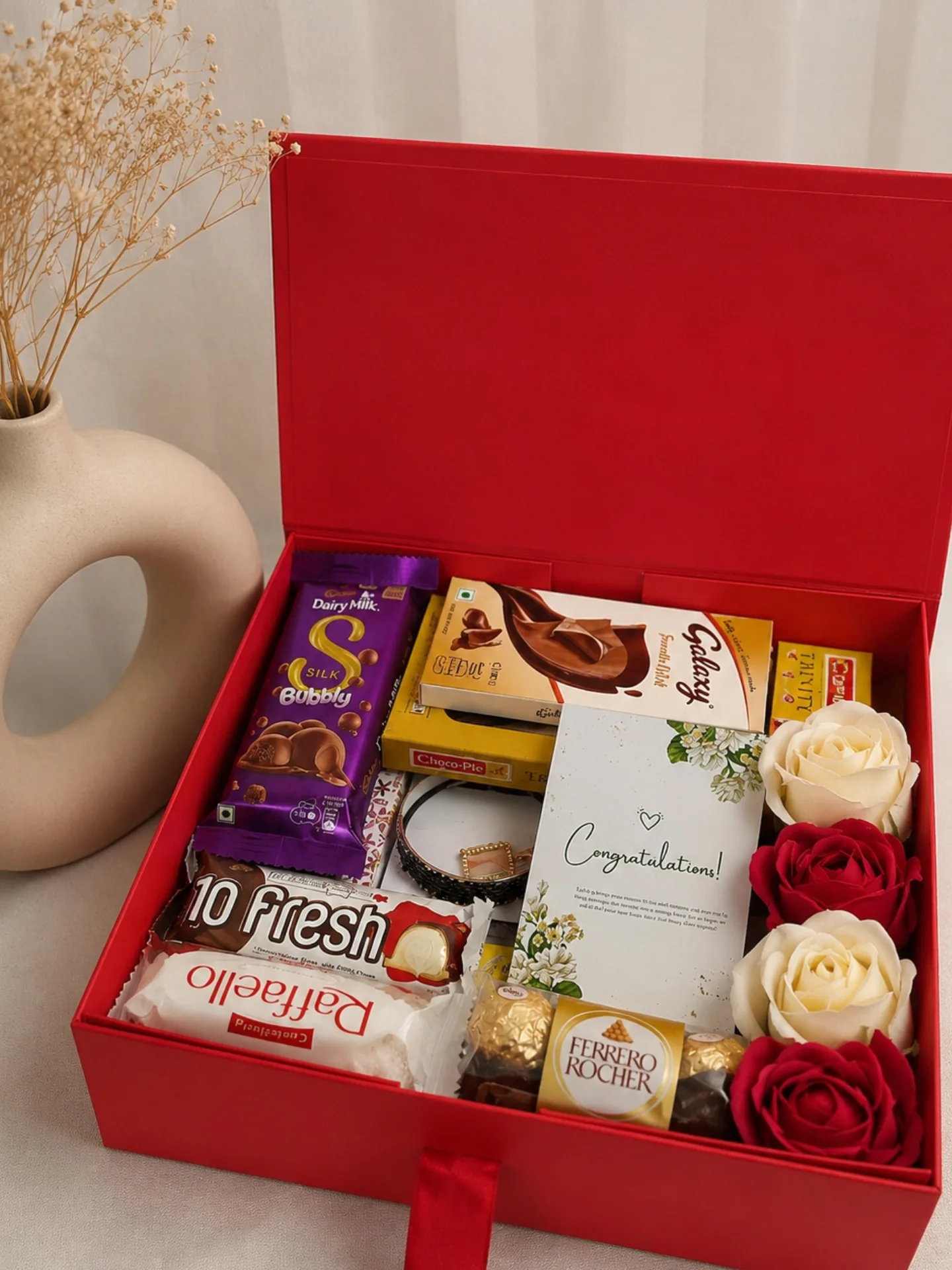 Customized Elegant Red Chocolate Hamper